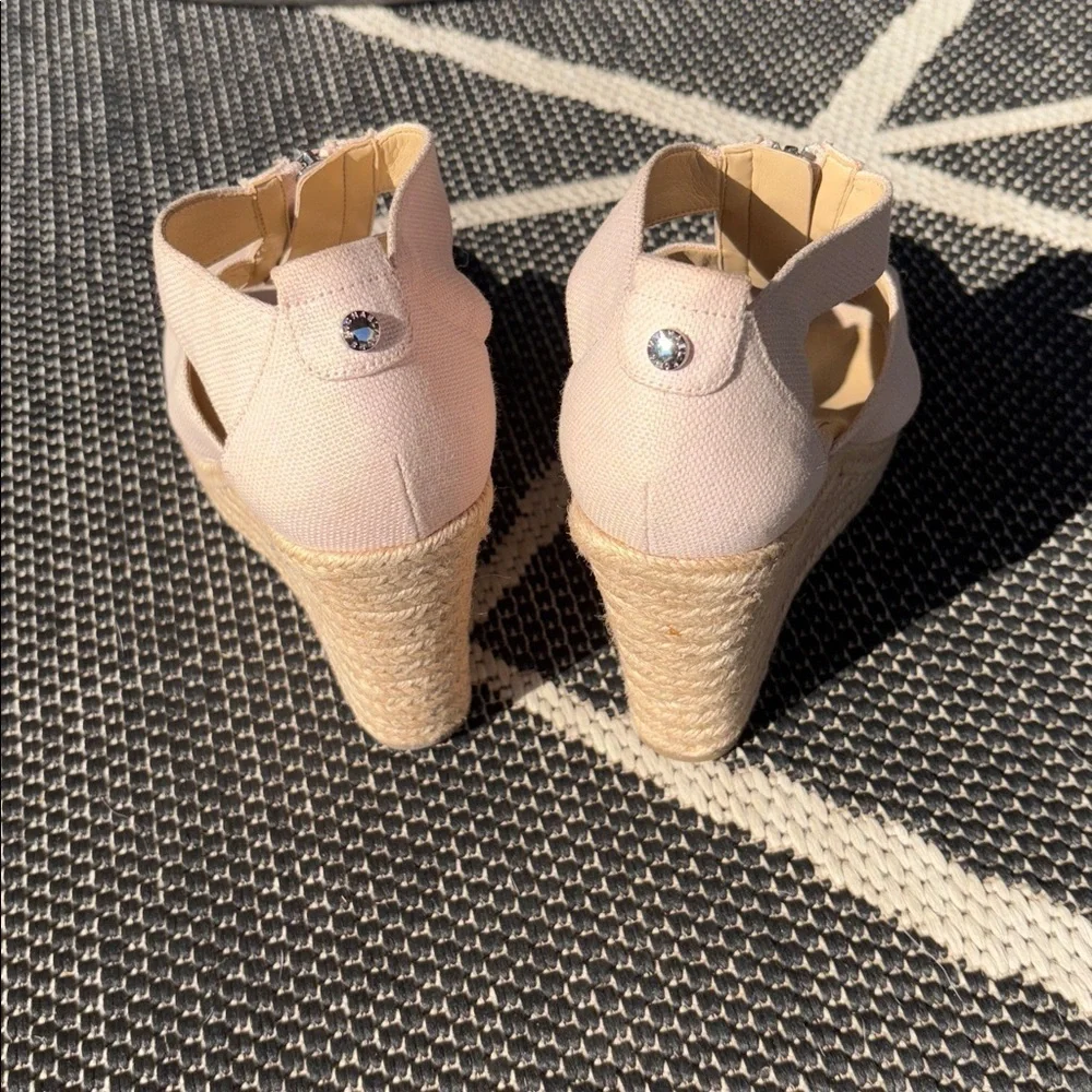 Michael Kors Berkley Wedge Sandal size 8
